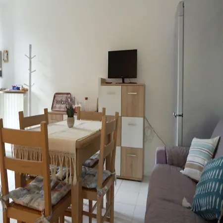 L09 - Casa Marisol Con Giardino Privato Apartamento