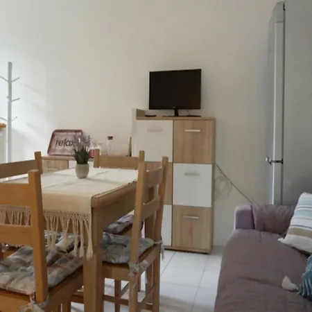 شقة L09 - Casa Marisol Con Giardino Privato